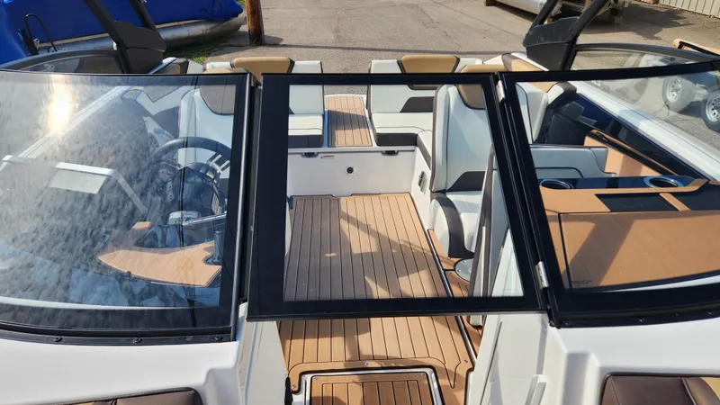 Slide: The Image of Yamaha 222SD 2023 - 63