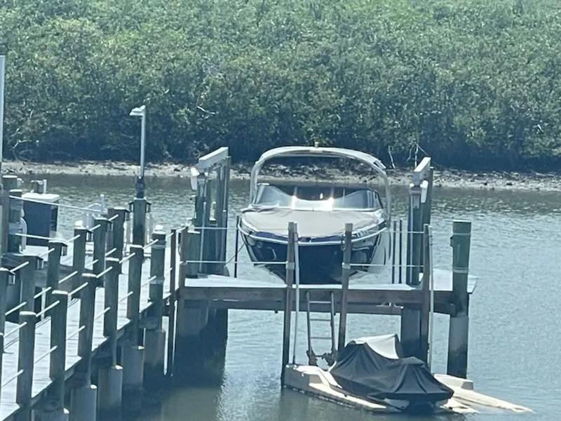 Slide: The Image of Yamaha 242 Limited SE 2013 - 3