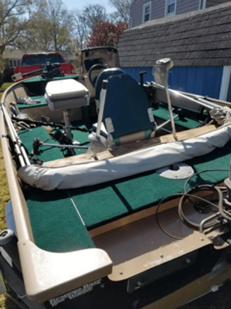 Slide: The Image of Lund 1600 Explorer SS 1998 - 2