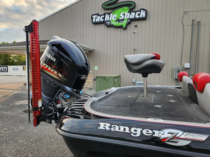 Slide: The Image of 2011 Ranger Z520 boat outside Tackle Shack store. - 5