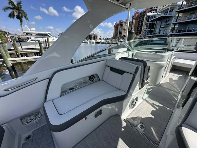 Slide: The Image of Crownline Boats 318 XSS 2026 - 20