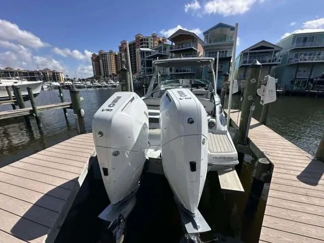 Slide: The Image of Crownline Boats 318 XSS 2026 - 24