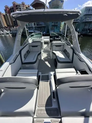 Slide: The Image of Crownline Boats 318 XSS 2026 - 3