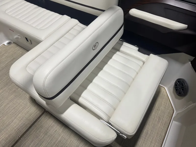 Slide: The Image of Cobalt R7 2016 - 15