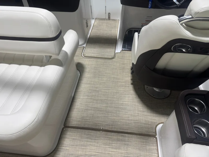 Slide: The Image of Cobalt R7 2016 - 23