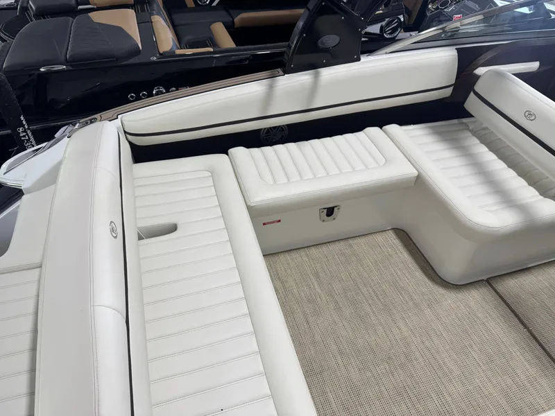 Slide: The Image of Cobalt R7 2016 - 51