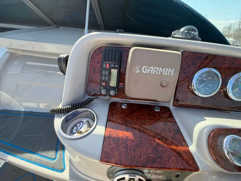 Slide: The Image of Dashboard of a 2002 Formula 330 Sun Sport boat with Garmin device. - 20