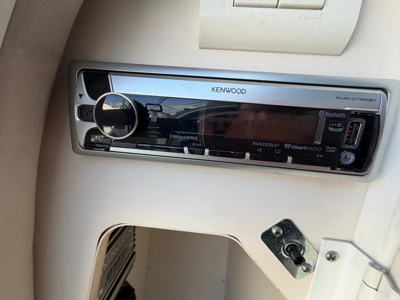 Slide: The Image of Kenwood stereo in a 2002 Formula 330 Sun Sport boat. - 46