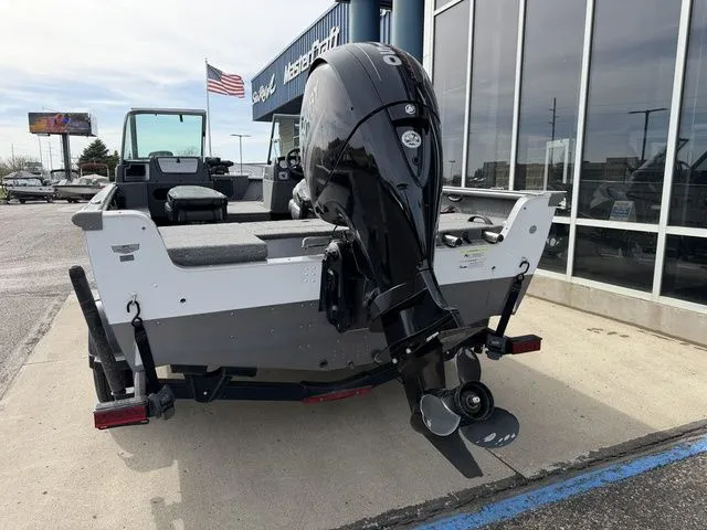 Slide: The Image of Lund Impact XS 1875 Sport 2018 - 4