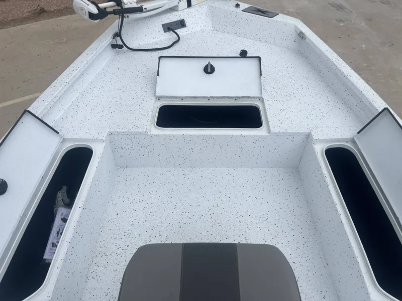 Slide: The Image of Xpress SW20B 2019 - 13