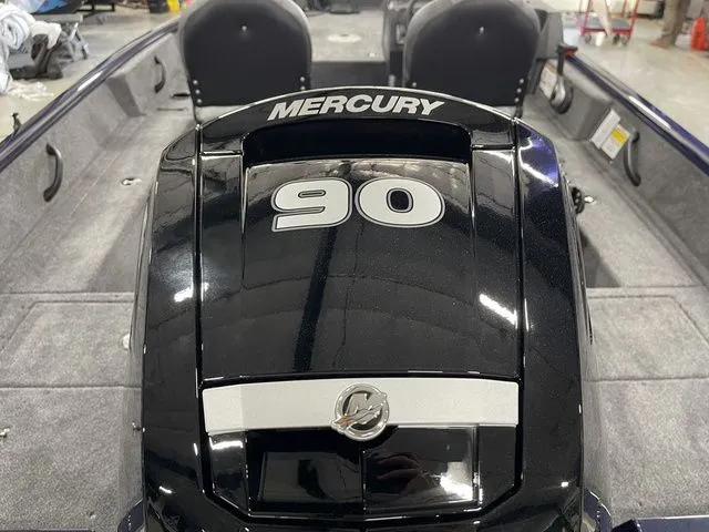 Slide: The Image of 2026 Tracker Pro Guide V-16 SC with Mercury 90 engine. - 9