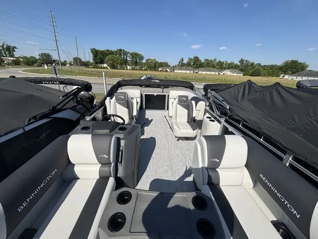 Slide: The Image of Bennington S One L-Bench 20 S One L-Bench 2026 - 7