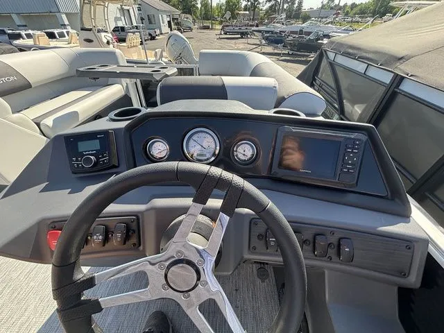 Slide: The Image of Bennington S One L-Bench 20 S One L-Bench 2026 - 4