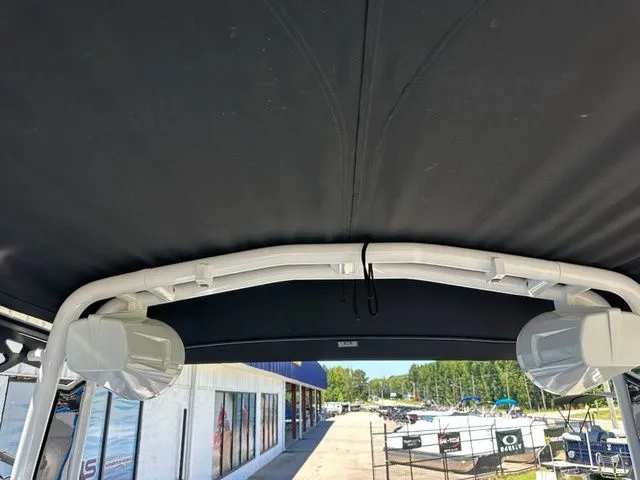 Slide: The Image of Centurion Nv233 2025 - 17