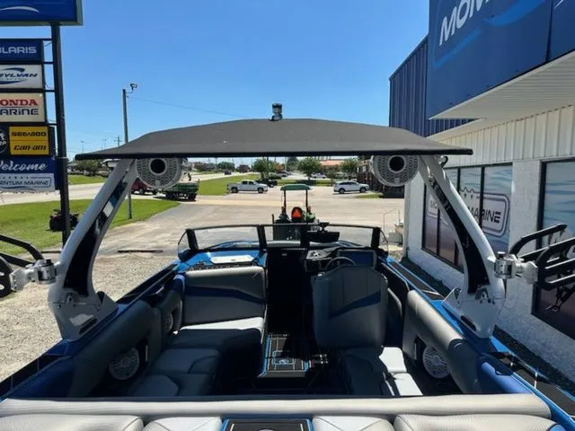 Slide: The Image of Centurion Nv233 2025 - 21