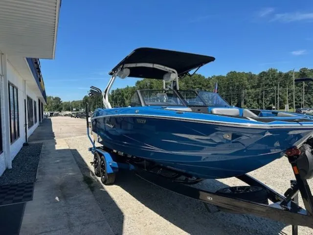 Slide: The Image of Centurion Nv233 2025 - 9