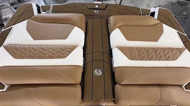 Slide: The Image of Centurion Ri245 2026 - 9