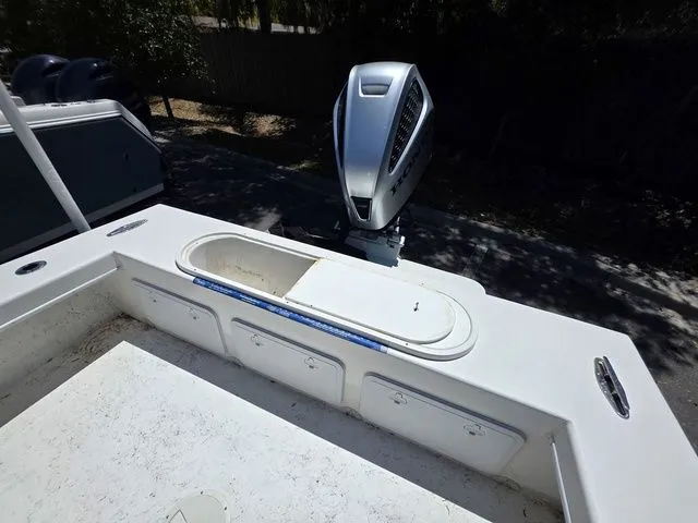 Slide: The Image of C-Hawk 25 Center Console 2023 with outboard motor. - 15