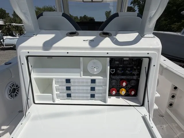 Slide: The Image of Sea Fox 288 Commander 2026 - 10