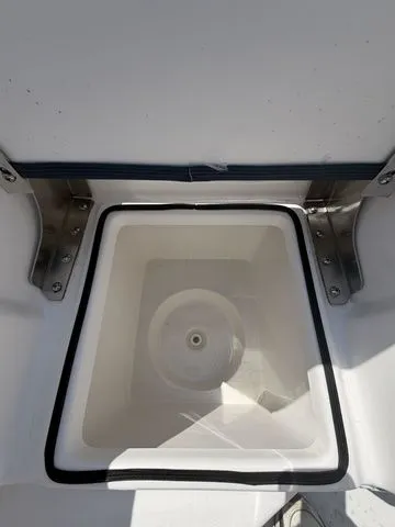 Slide: The Image of Sea Fox 288 Commander 2026 - 22