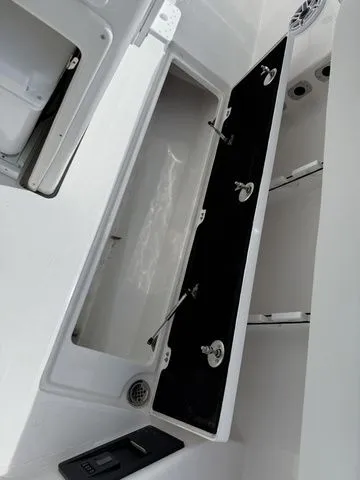 Slide: The Image of Sea Fox 288 Commander 2026 - 28