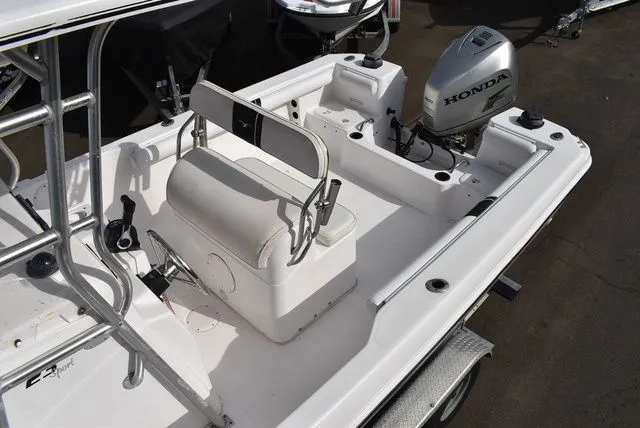 Slide: The Image of Pro-Line 23 Sport 2005 - 17