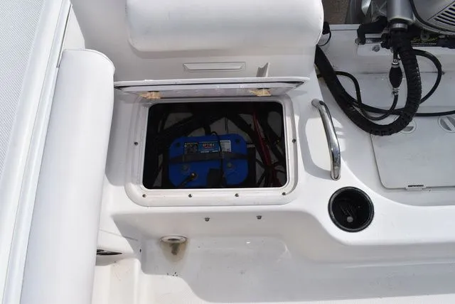 Slide: The Image of Pro-Line 23 Sport 2005 - 28