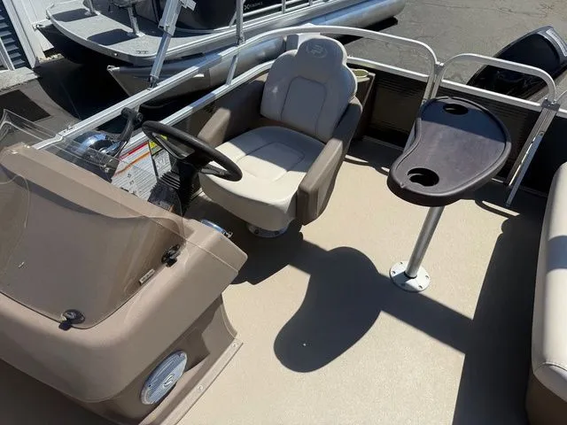 Slide: The Image of Princecraft Jazz 170 2018 - 7