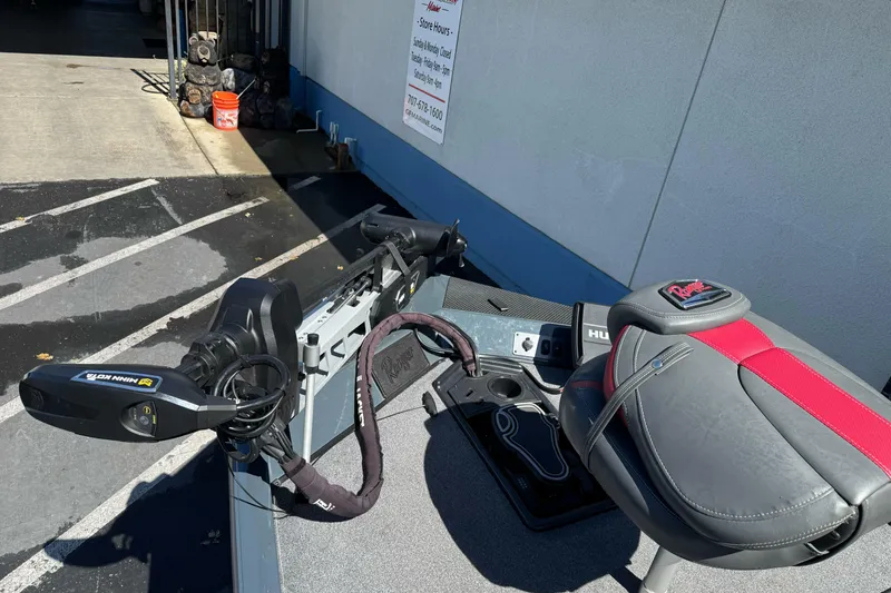 Slide: The Image of 2024 Ranger RT178 boat with Minn Kota trolling motor and cushioned seat. - 14
