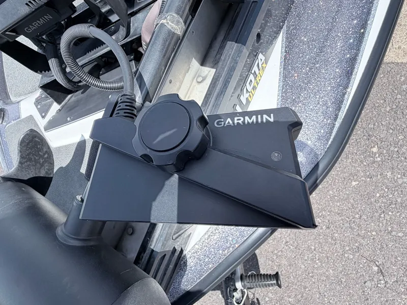 Slide: The Image of Skeeter ZXR20 2021 - 21