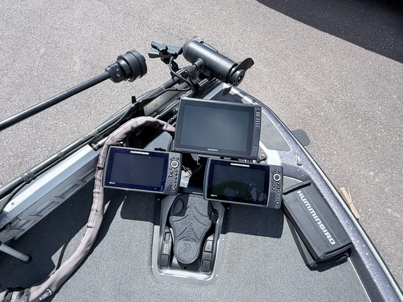 Slide: The Image of Skeeter ZXR20 2021 - 25