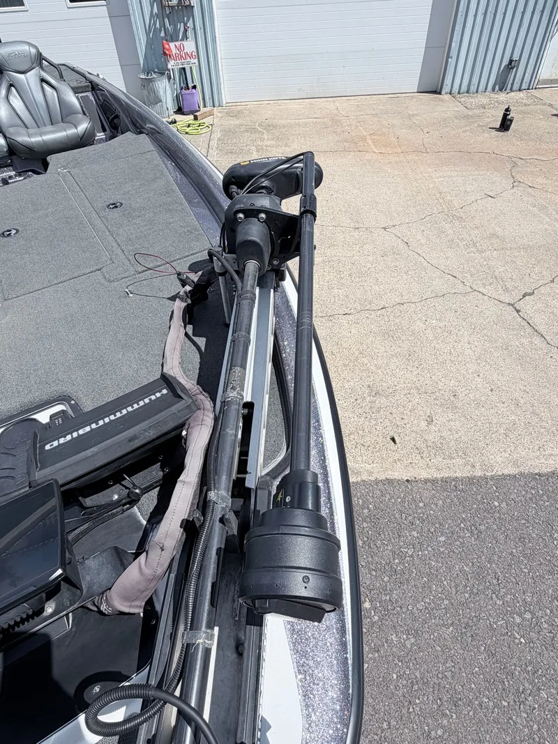 Slide: The Image of Skeeter ZXR20 2021 - 8