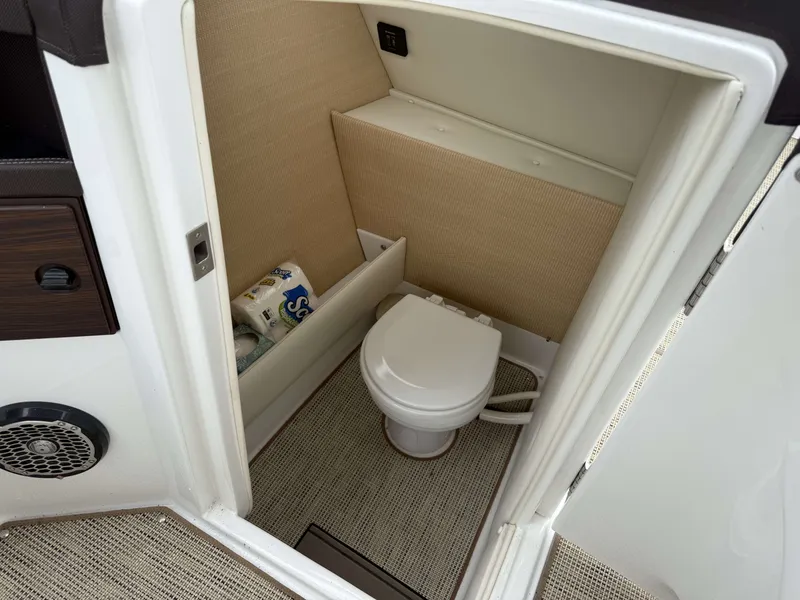 Slide: The Image of Cobalt R7 2015 - 15