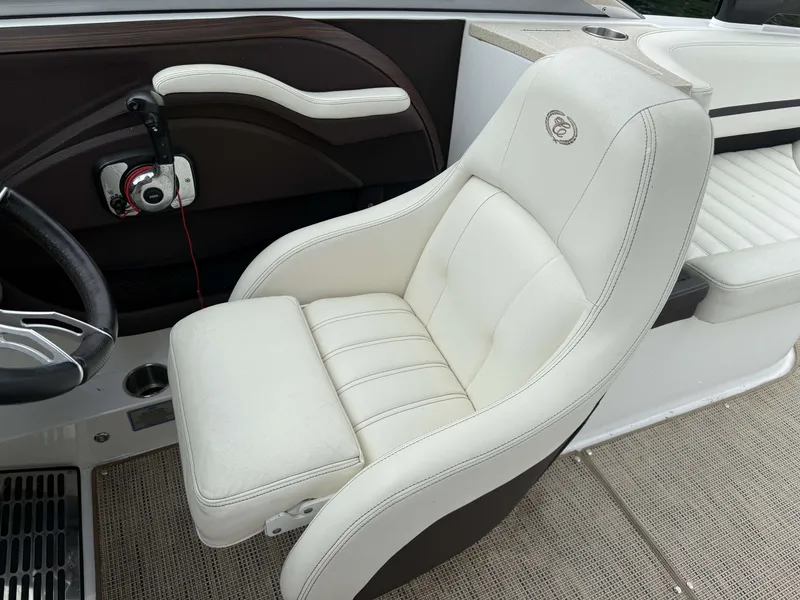 Slide: The Image of Cobalt R7 2015 - 17