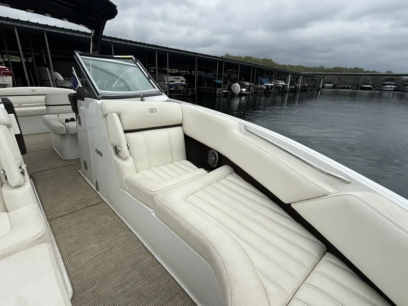 Slide: The Image of Cobalt R7 2015 - 24