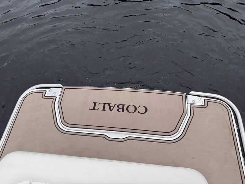 Slide: The Image of Cobalt R7 2015 - 7