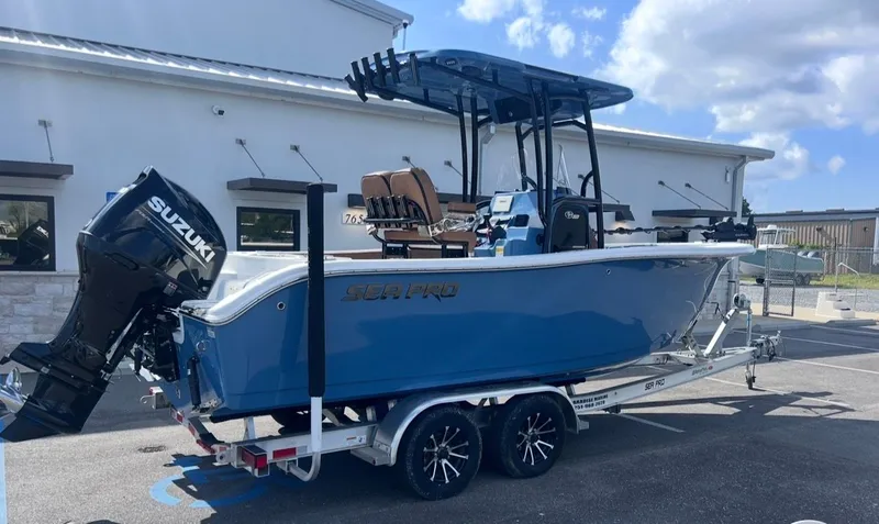 Slide: The Image of Sea Pro 222 Center Console 2024 - 3