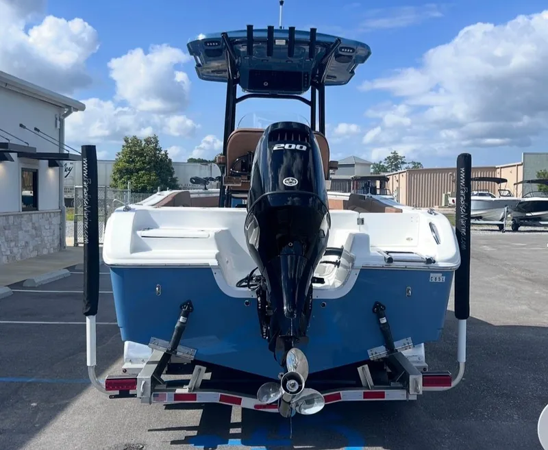 Slide: The Image of Sea Pro 222 Center Console 2024 - 5