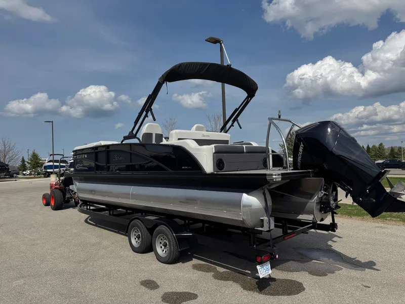 Slide: The Image of Barletta Corsa 23UC 2021 - 4