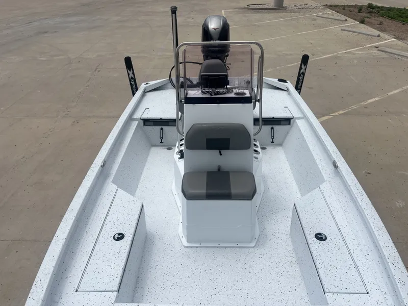 Slide: The Image of Xpress SW20B 2019 - 17