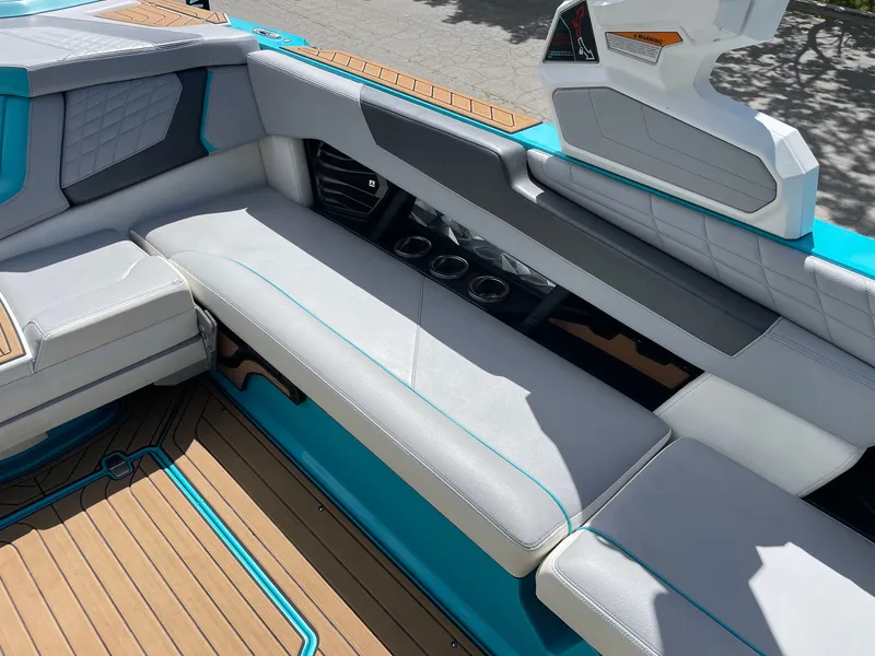 Slide: The Image of Nautique G25 2022 - 9