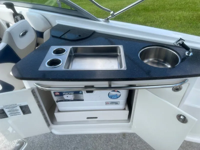 Slide: The Image of Chaparral 284 Sunesta 2012 - 14