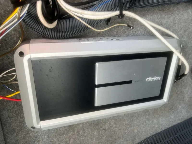 Slide: The Image of Chaparral 284 Sunesta 2012 - 20