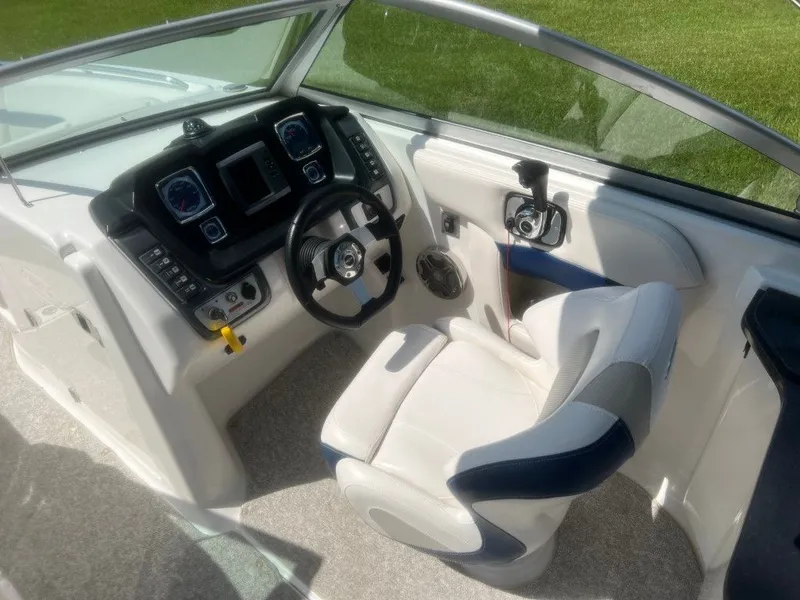 Slide: The Image of Chaparral 284 Sunesta 2012 - 9