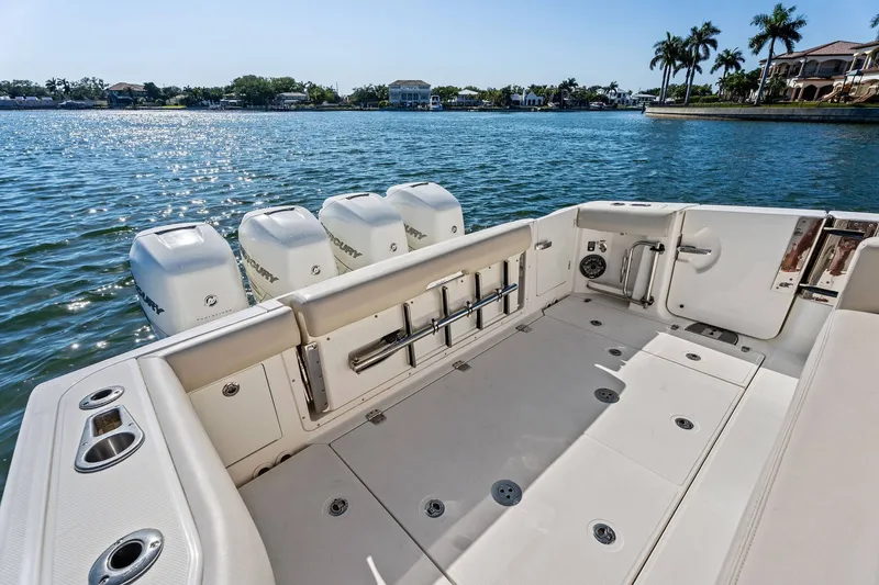 Slide: The Image of Boston Whaler 380 Realm 2019 - 10