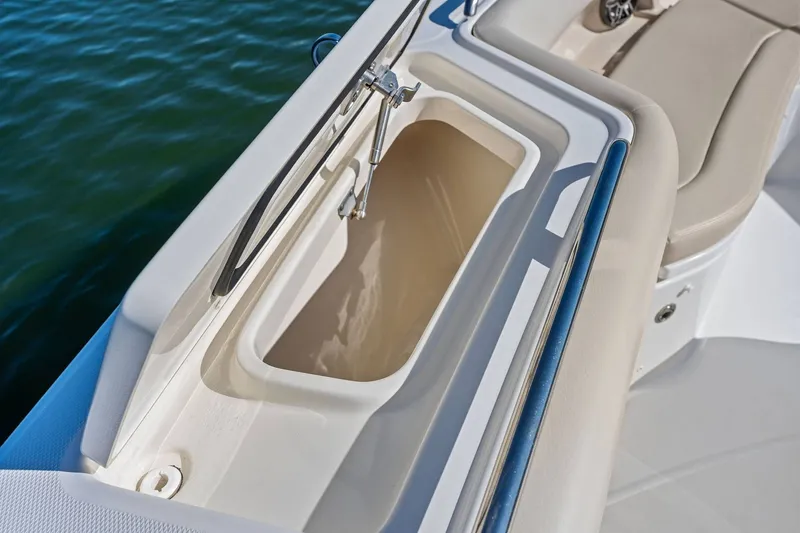 Slide: The Image of Boston Whaler 380 Realm 2019 - 31