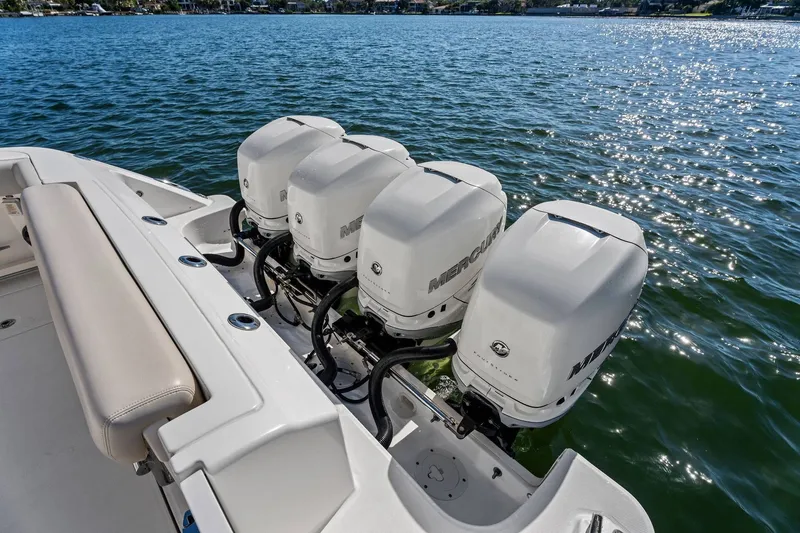 Slide: The Image of Boston Whaler 380 Realm 2019 - 6