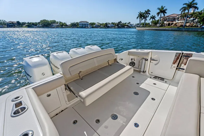 Slide: The Image of Boston Whaler 380 Realm 2019 - 9