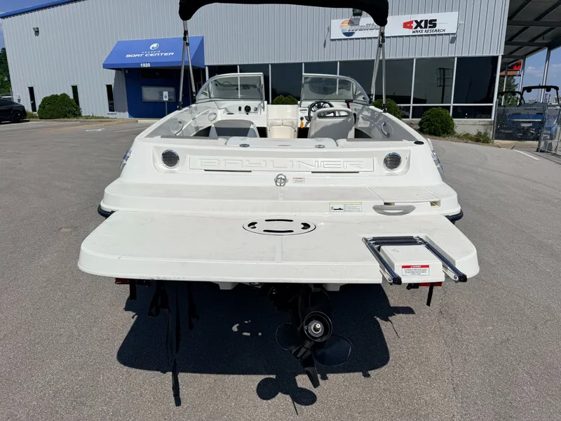 Slide: The Image of Bayliner 175 Bowrider 2015 - 9