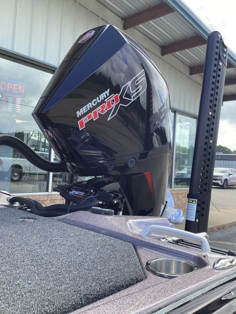 Slide: The Image of Bass Cat Lynx 2026 - 11